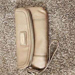 Nine west wristlet